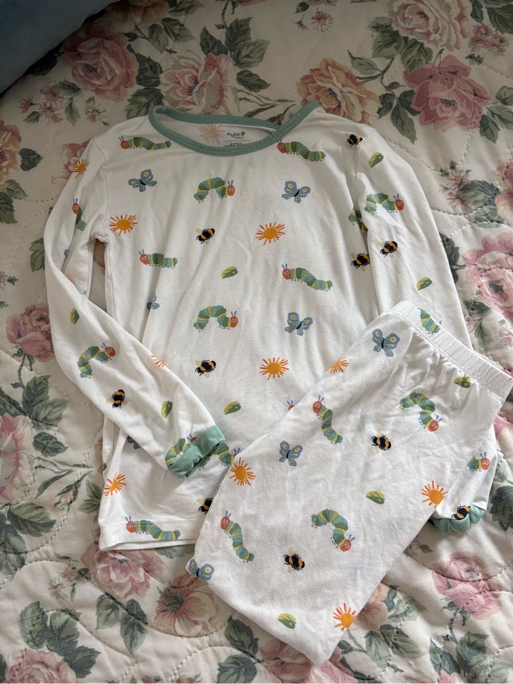 Kyte BABY Very Hungry Caterpillar Pajama Set